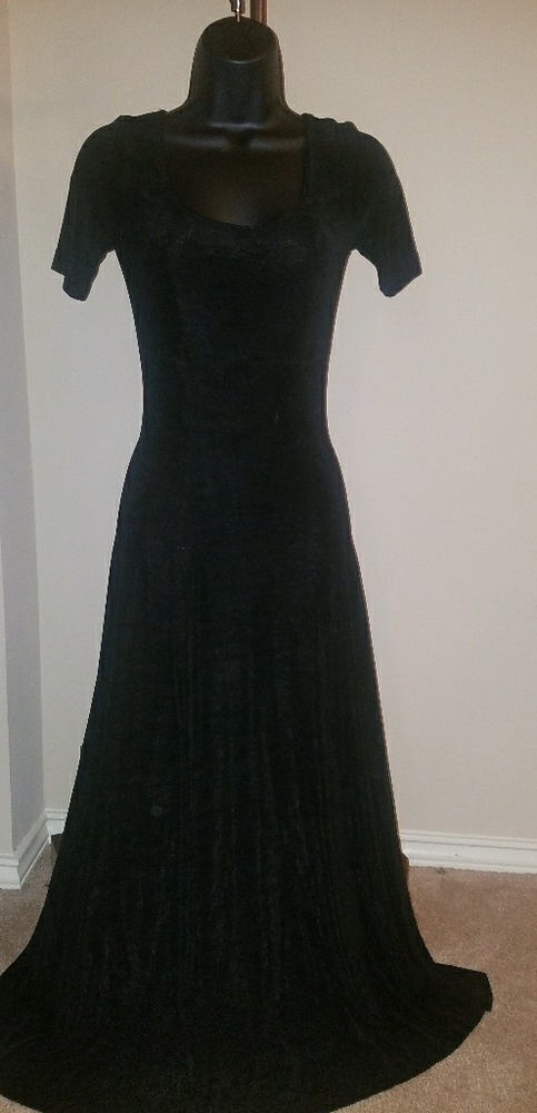 🛑Black Stretchy Flare Dress